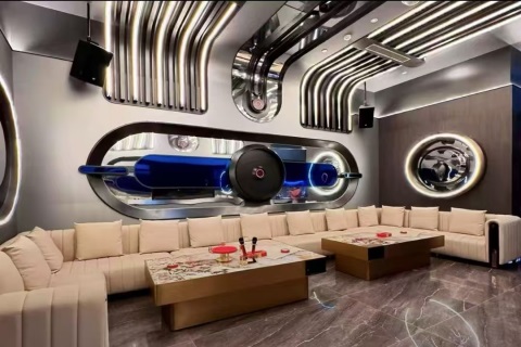 楚雄KTV会所招聘,加倍努力让幸运降临